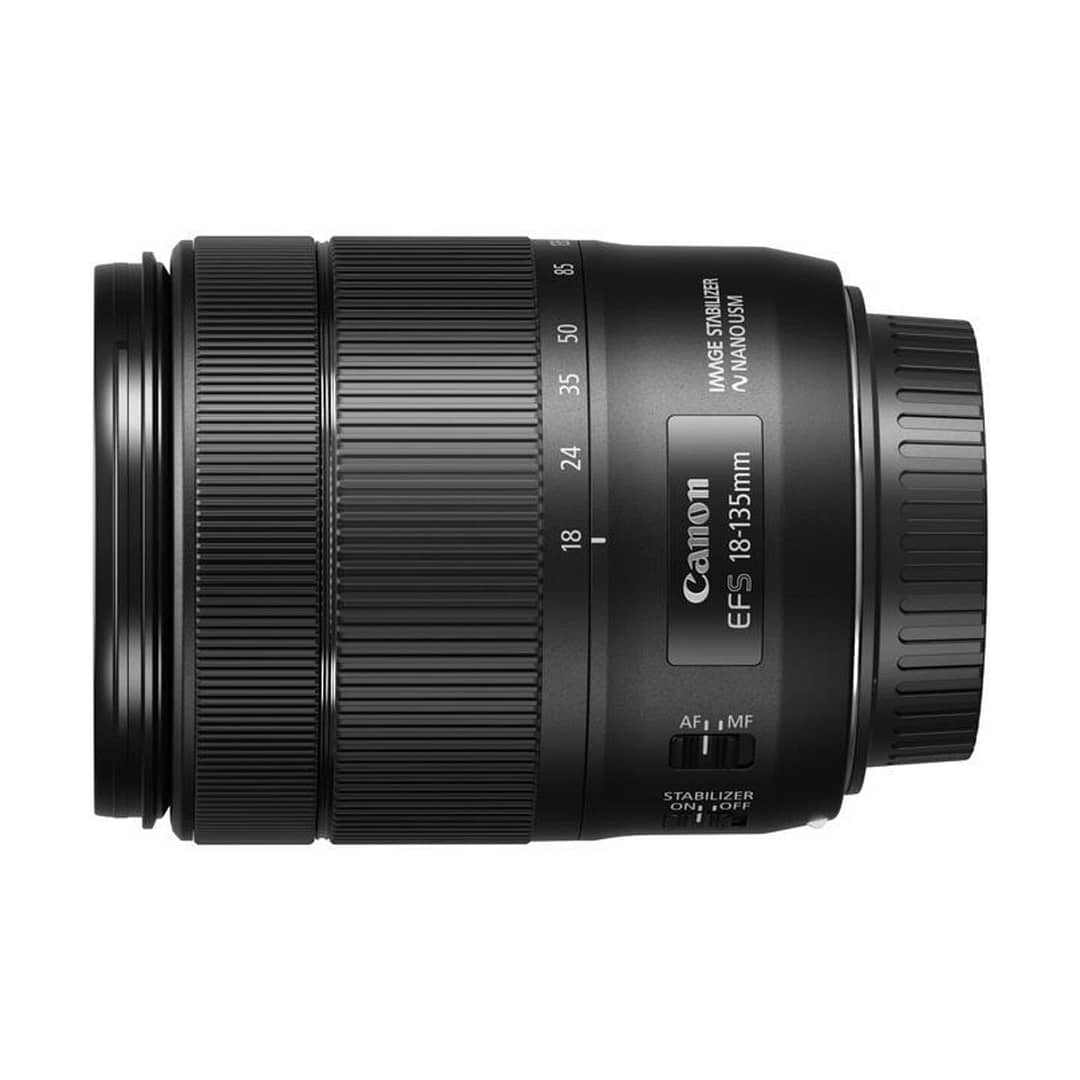 Canon EF-S 18-135mm f/3,5-5,6 IS USM