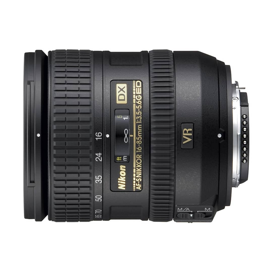 Nikon AF-S DX 16-85mm f/3,5-5,6 G ED VR
