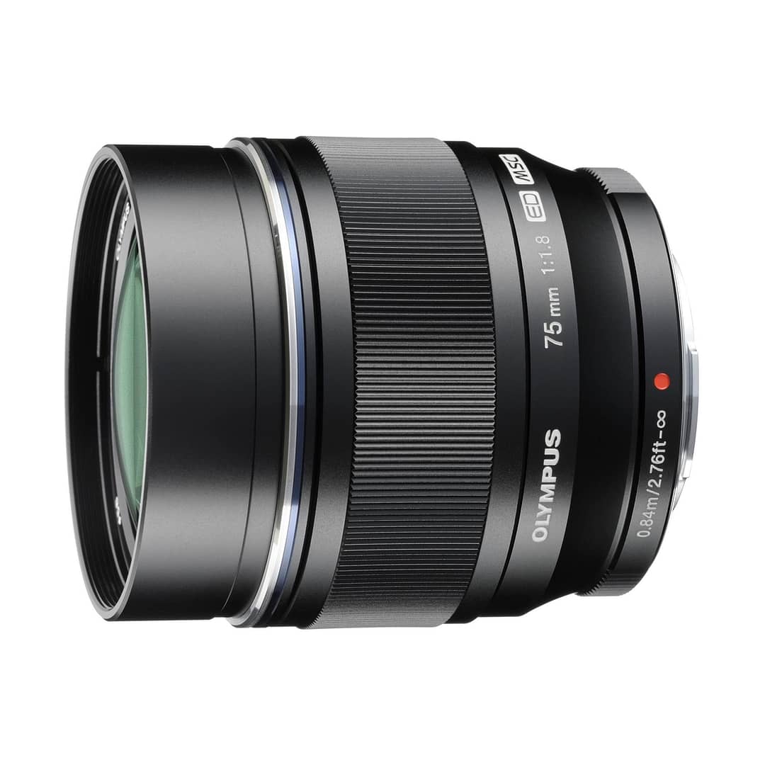 olympus_mzuiko_digital_ed_75_18_schwarz_01