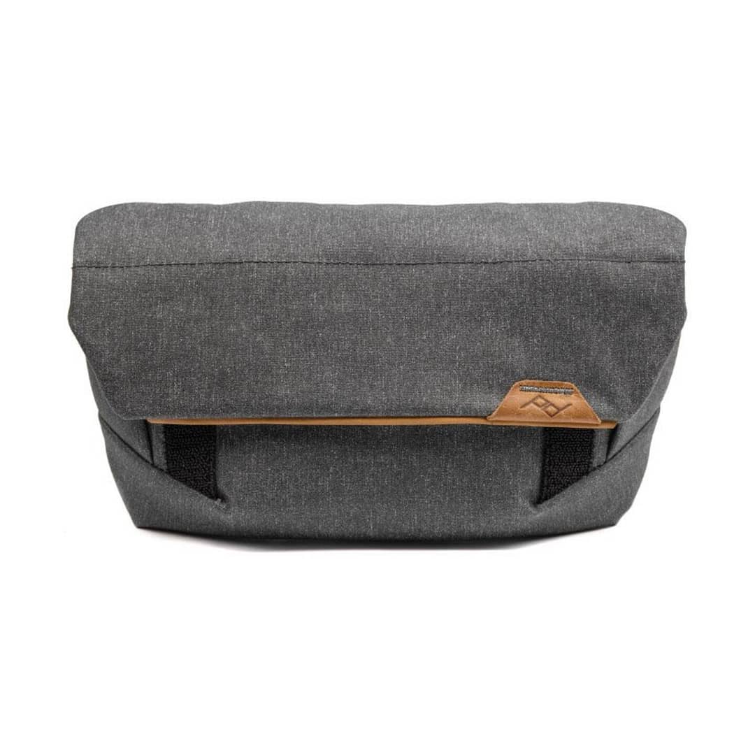 Peak Design Field Pouch V2 : Charcoal (Dunkelgrau)